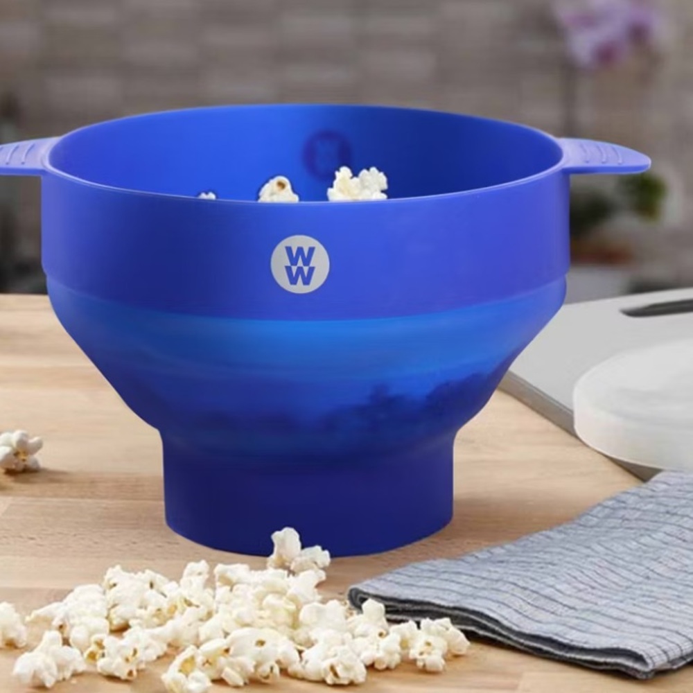 NIB WEIGHT WATCHERS Silicone Popcorn Popper with Recipe Card